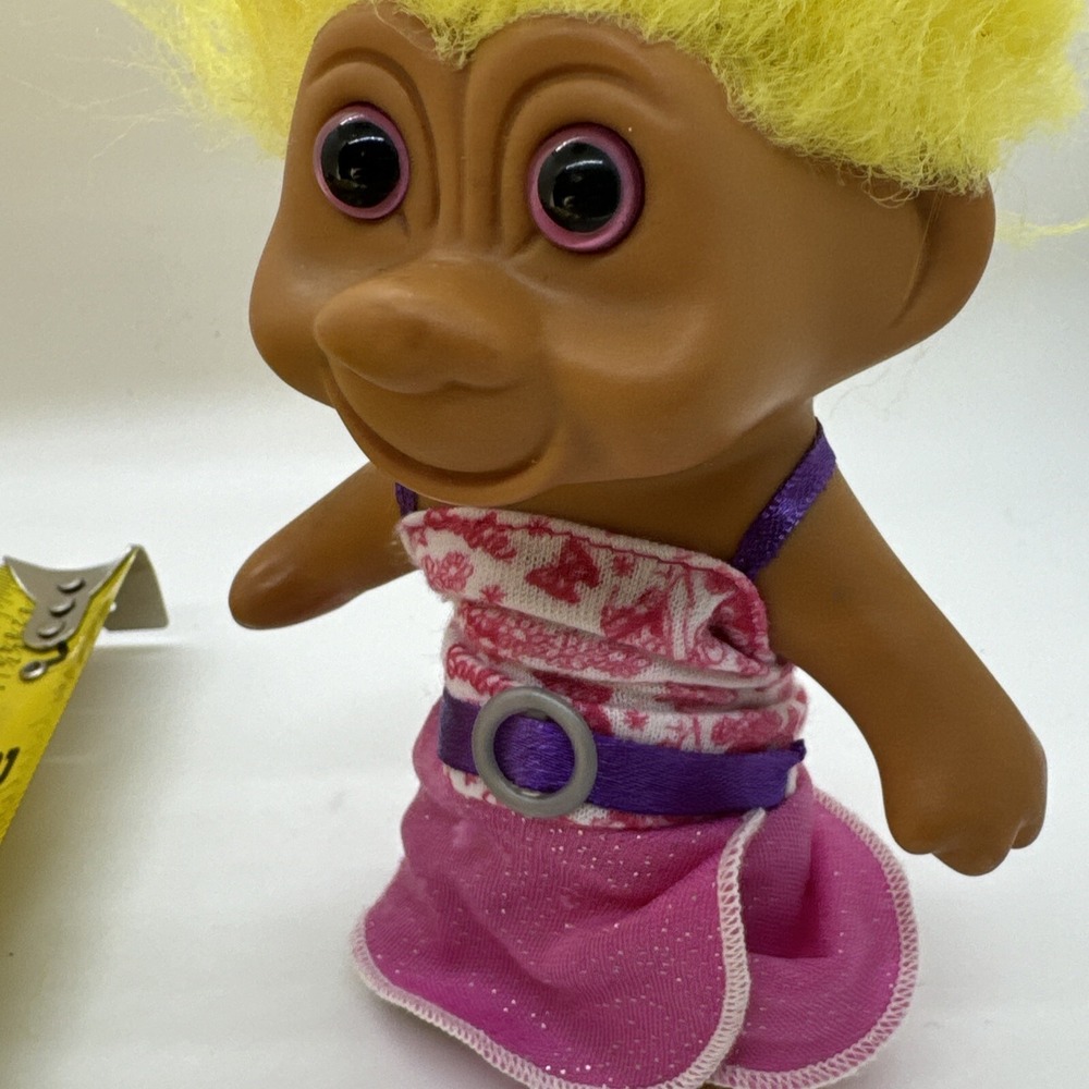 2 Vintage 1991 TNT TROLL DOLLS Yellow Hair Blue Pink Eyes - Picture 9 of 14